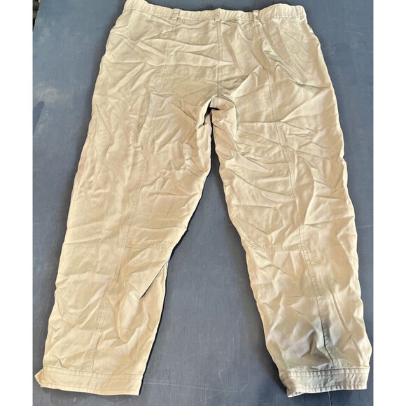 EILEEN FISHER Pants Size Medium Capris Cuff Crop Lightweight Zip Beige Cream - Picture 8 of 8